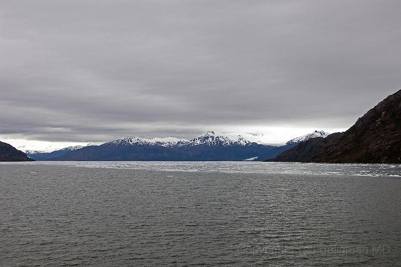 20071215 170246D2X 4200x2800.jpg - Cruising Chilean Fjords